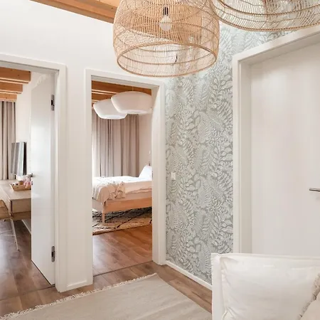 Feng Shui U Zamecke Zahrady Konopiste Bystřice