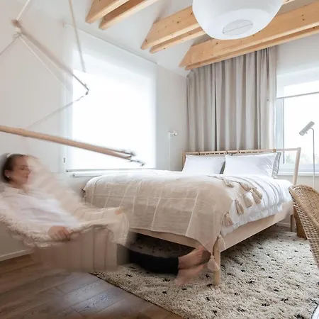Feng Shui U Zamecke Zahrady Konopiste 别墅 *