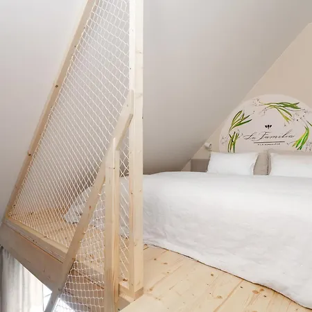 Feng Shui U Zamecke Zahrady Konopiste 别墅 Bystřice