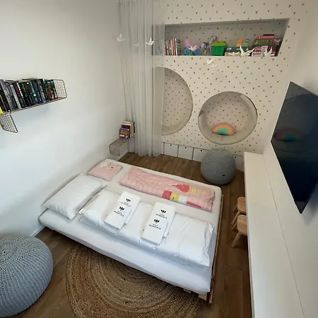 Feng Shui U Zamecke Zahrady Konopiste 别墅 *